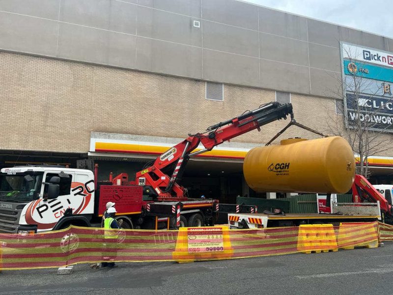 Tank Install 1